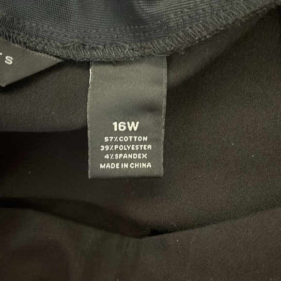 Investments black pants with elastic on the sides of the waistband. Size 16W - Picture 5 of 6